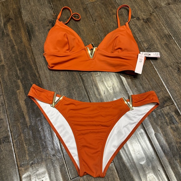 Victoria’s Secret swim suit - Picture 1 of 1